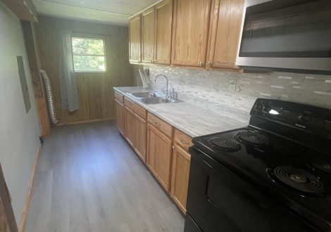 114 Thomas Dr. 10