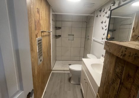 114 Thomas Dr. 9