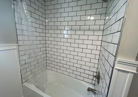 122 E Scott 35