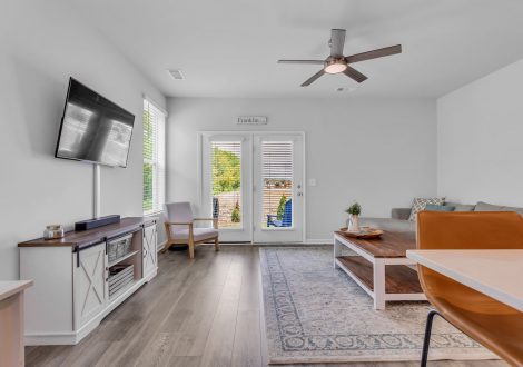 By submitting this image to Realtracs Inc, the User grants to Realtracs Inc an unrestricted license to use the image in compilations of properties and in other ways authorized by the Board of Directors.