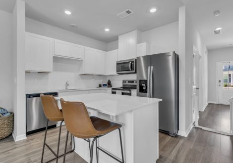 By submitting this image to Realtracs Inc, the User grants to Realtracs Inc an unrestricted license to use the image in compilations of properties and in other ways authorized by the Board of Directors.