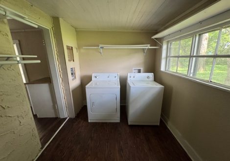 413 E 17th 7