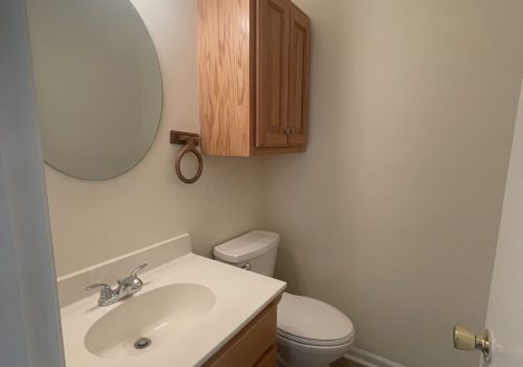 4473 Moore Ln 2